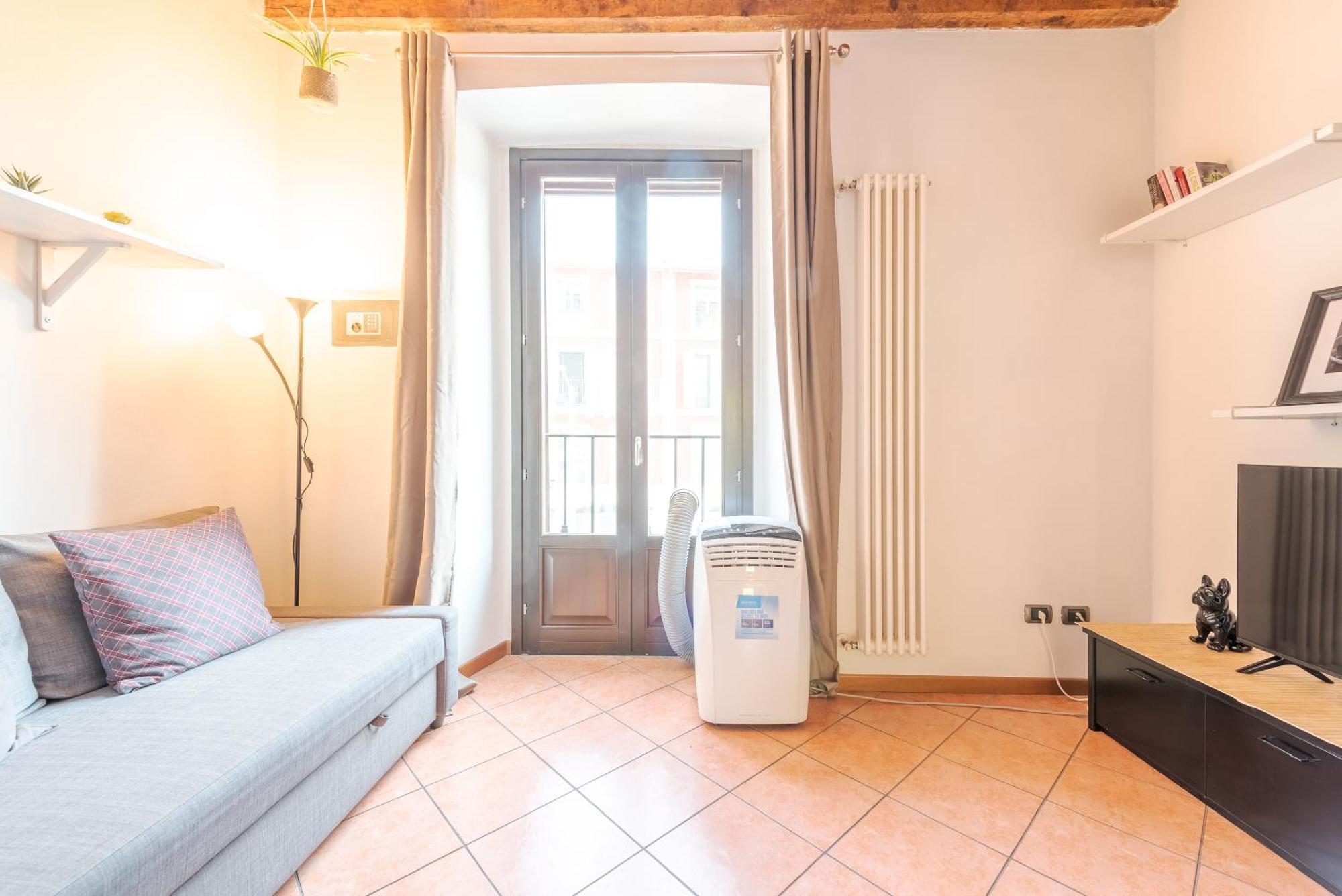 Guest Planet - Rosso Milano Apartment - Navigli Area Extérieur photo